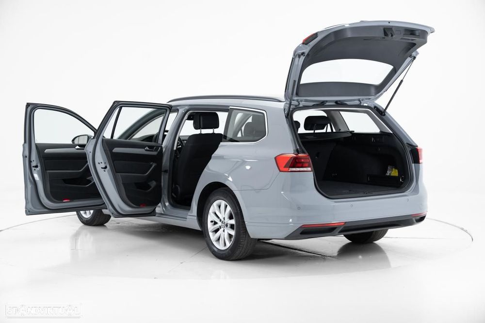 VW Passat Variant 2.0 TDI Business DSG - 6