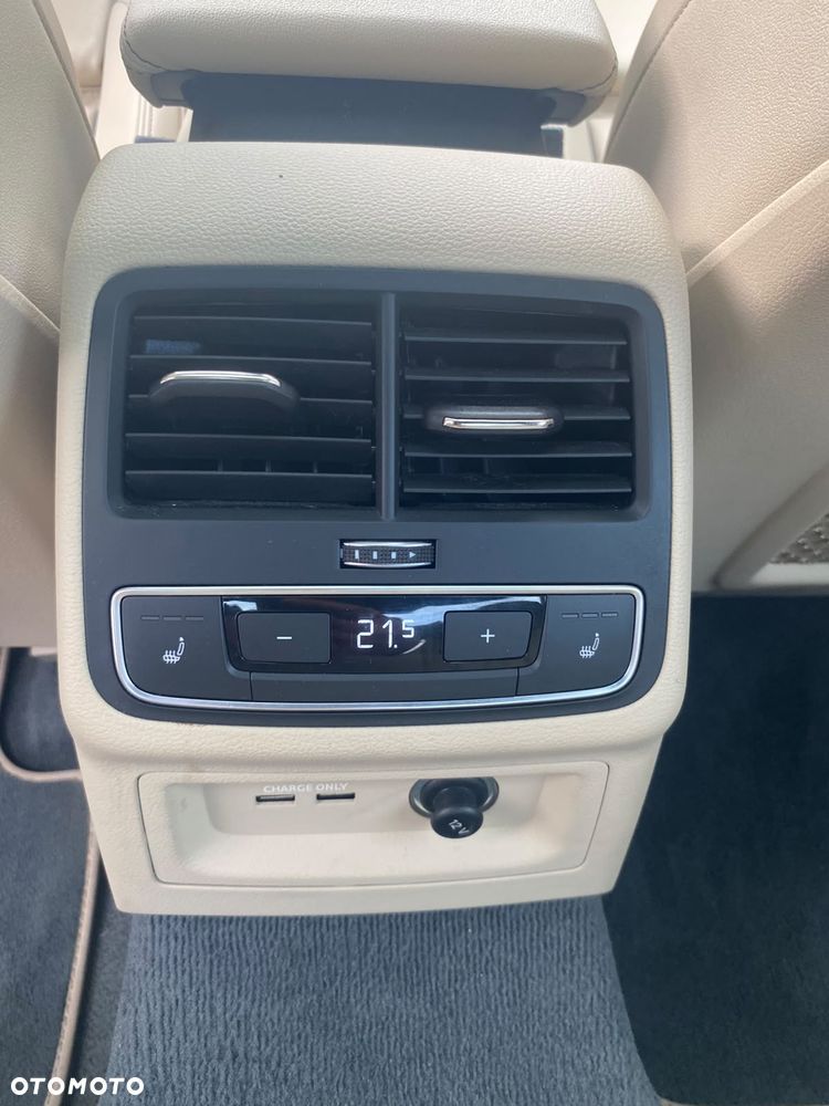 Audi A4 Limousine 45 TFSI Quattro S tronic - 33
