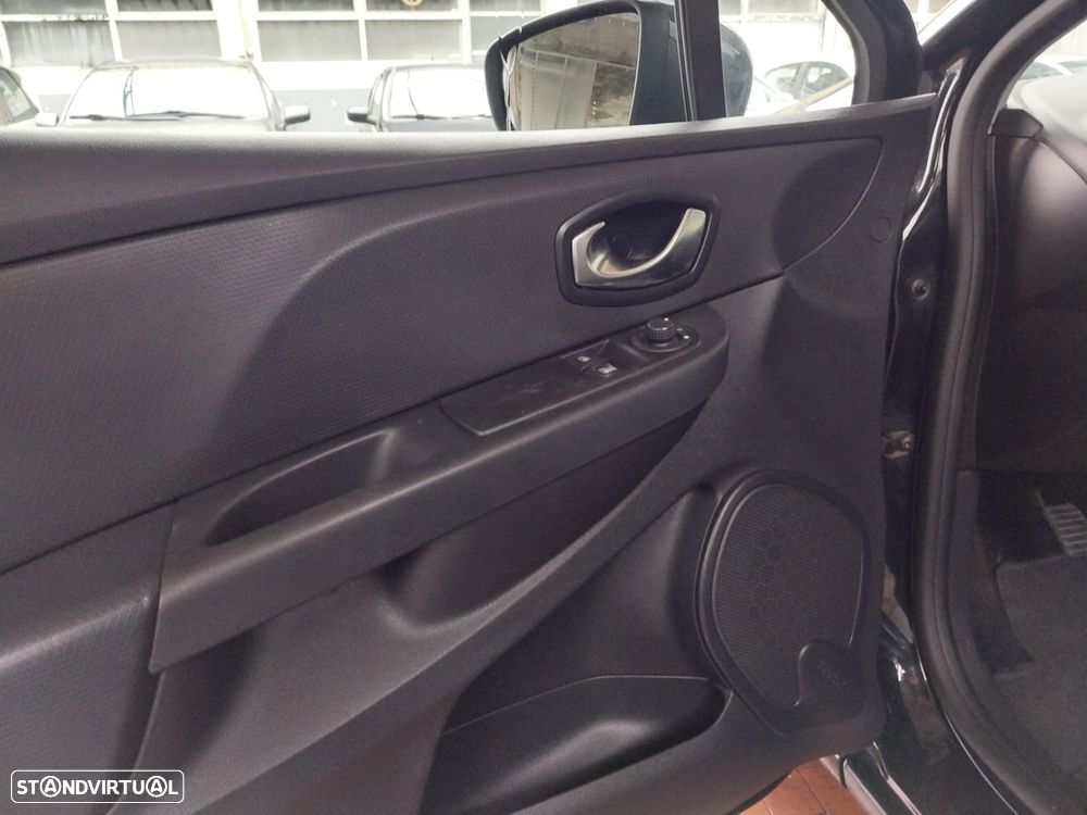 Renault Clio 1.5 dCi Dynamique S 82g - 3