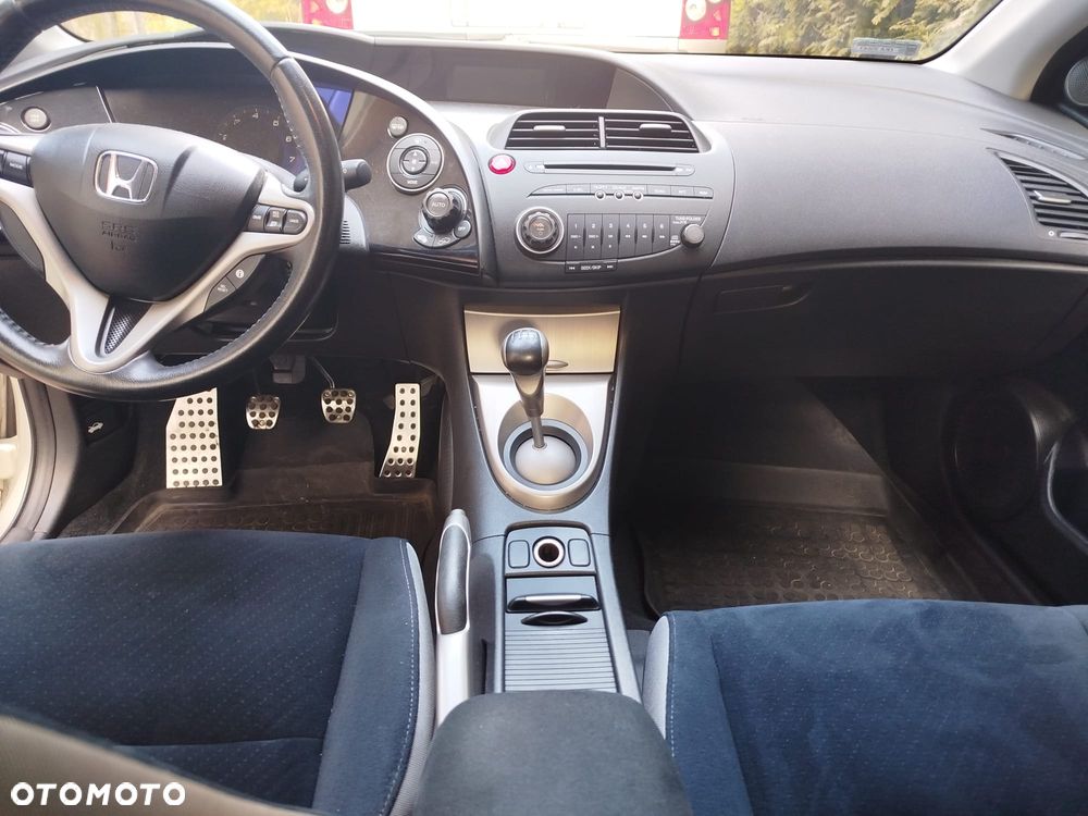 Honda Civic 1.8 Comfort - 4
