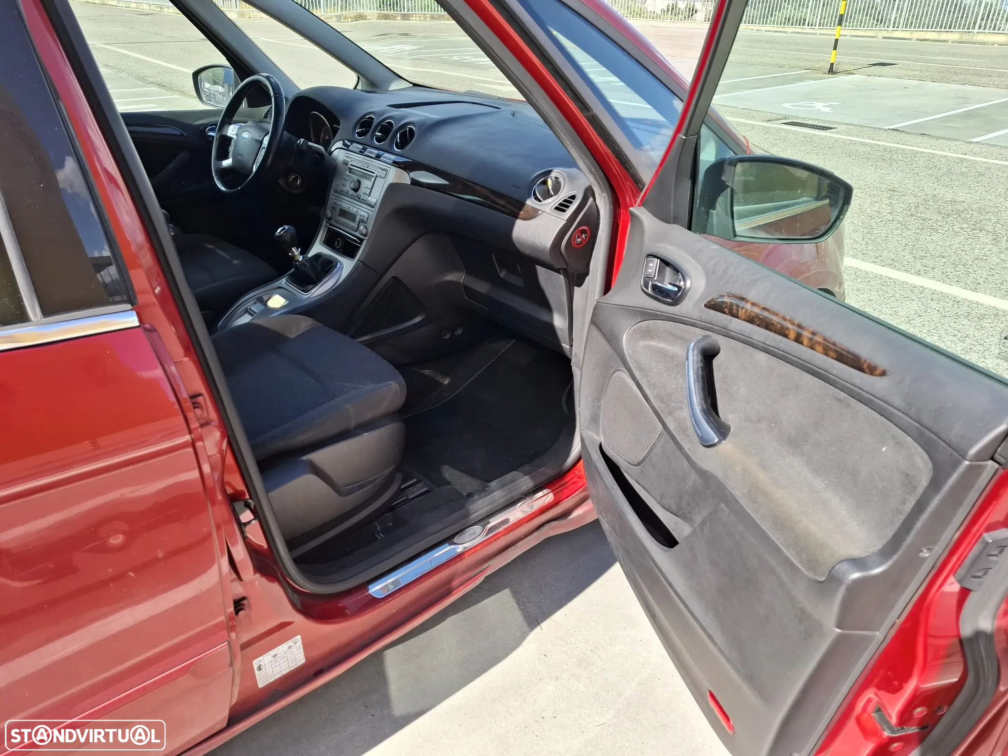 Ford Galaxy 1.8 TDCi Titanium - 16