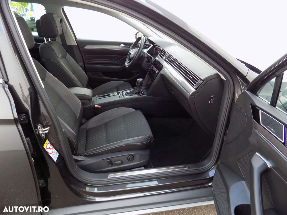 Volkswagen Passat Alltrack 2.0 TDI SCR DSG 4Motion - 29