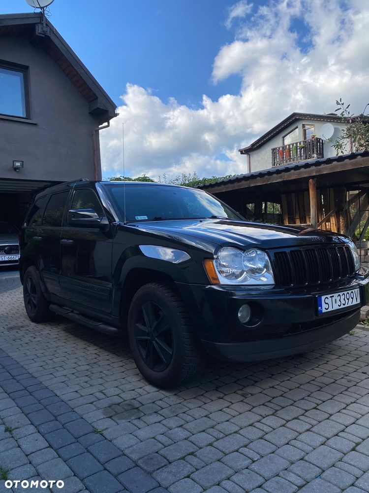 Jeep Grand Cherokee - 1