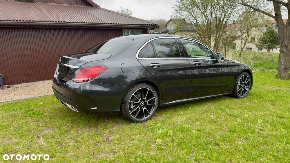 Mercedes-Benz Klasa C 400 4Matic 9G-TRONIC AMG Line - 5