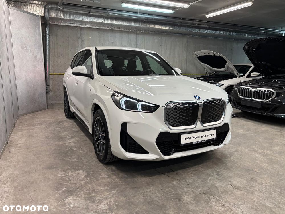 BMW iX1 eDrive20 66.5kWh M Sport - 8