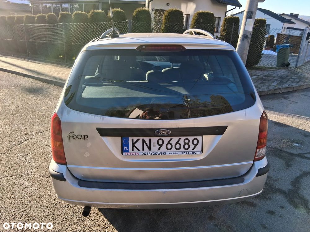 Ford Focus 1.6 Trend - 8