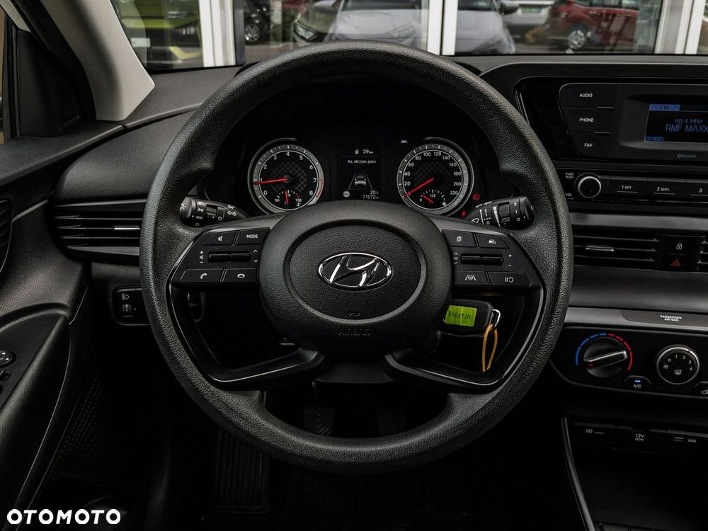 Hyundai i20 1.2 Pure - 12