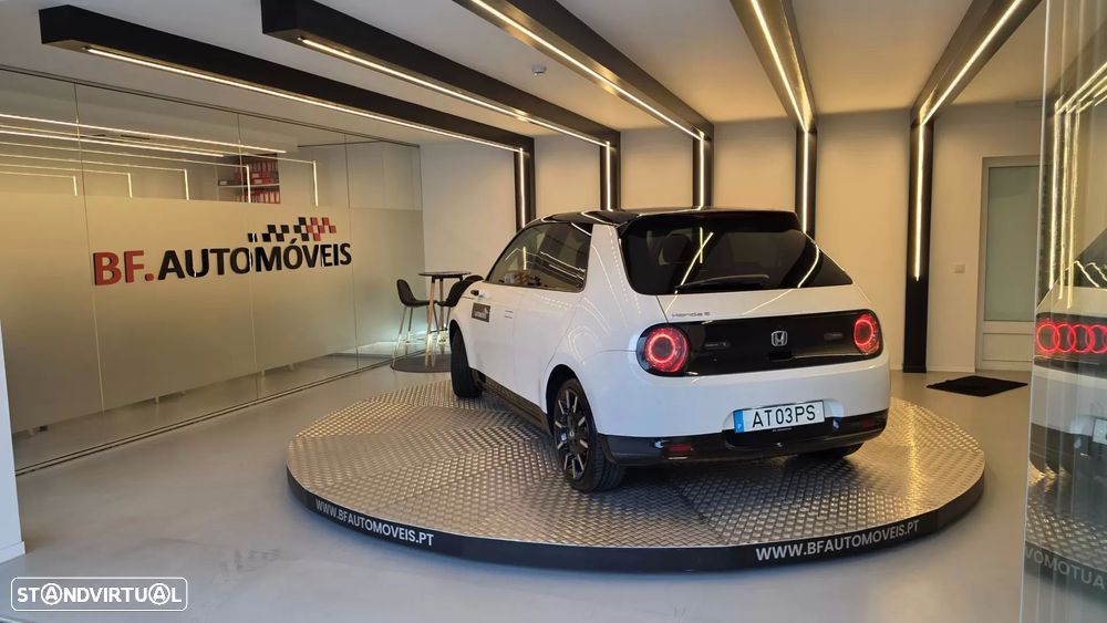 Honda e Advance (17") - 14