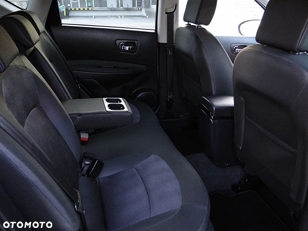 Nissan Qashqai 1.6 visia - 38