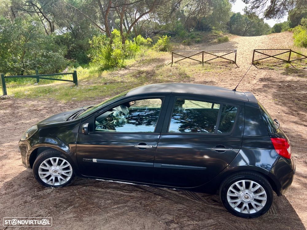 Renault Clio 1.5 dCi Dynamique S - 19