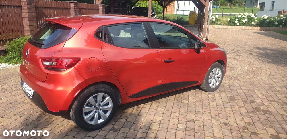 Renault Clio 1.2 16V 75 Business - 5