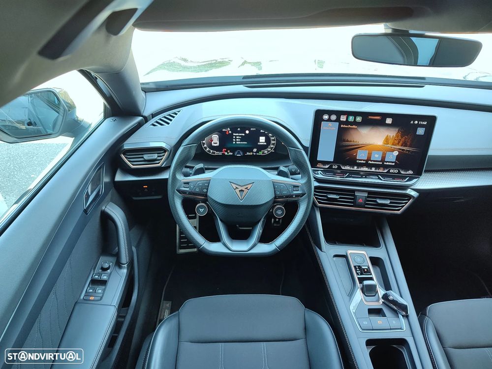Cupra Formentor 1.5 e-Hybrid DSG - 25