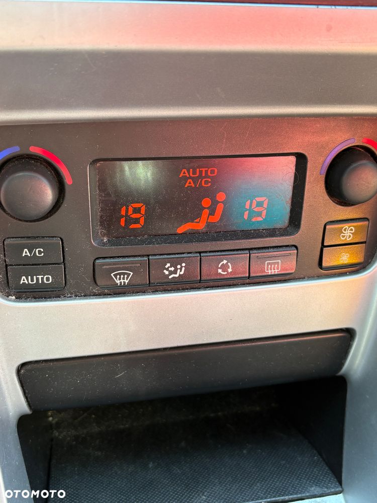 Peugeot 307 1.6 HDI Oxygene - 11