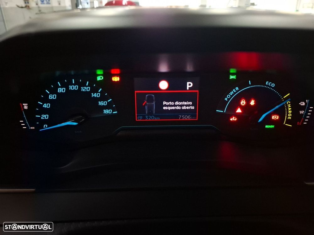 Peugeot e-2008 54 kWh Style - 15