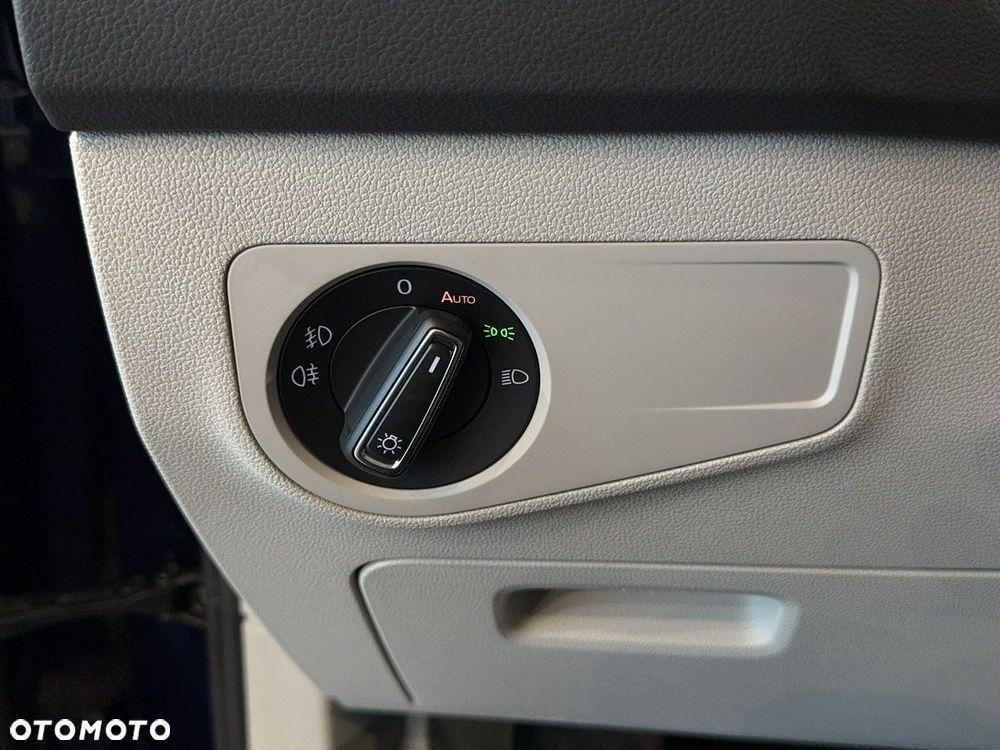 Volkswagen Tiguan - 38