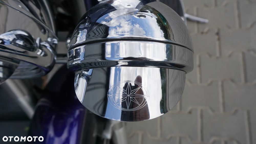 Yamaha Road Star - 8