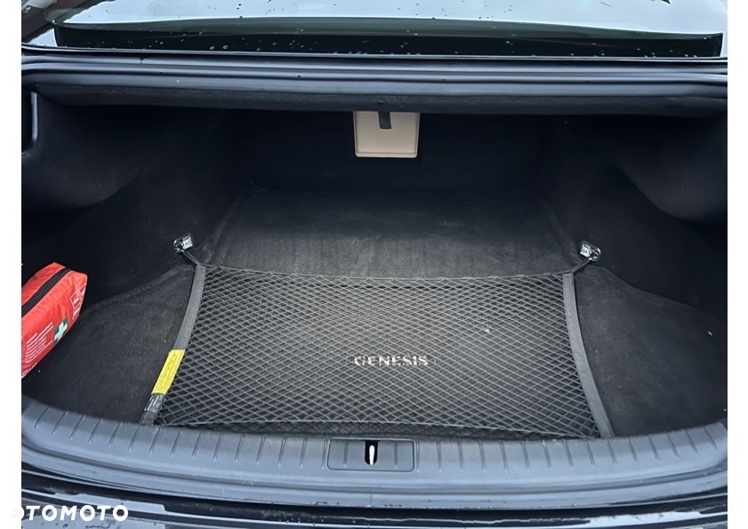Genesis G80 - 14