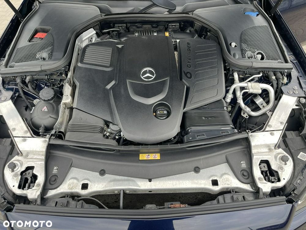 Mercedes-Benz Klasa E 400 d 4-Matic All-Terrain 9G-TRONIC - 15