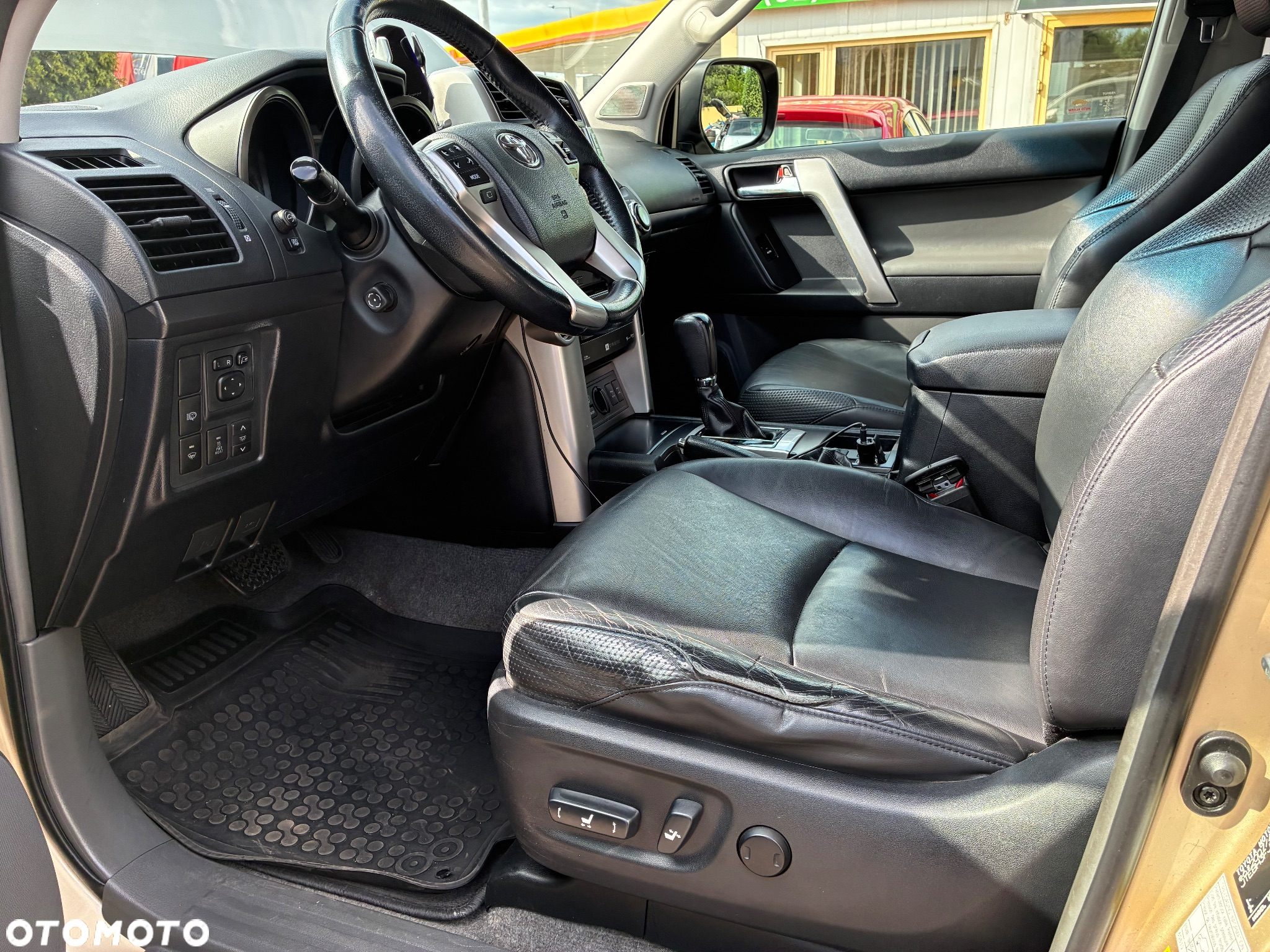 Toyota Land Cruiser LC 3.0 D-4D Prestige - 9