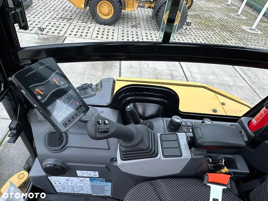 Caterpillar 302.7 CR FABRYCZNIE NOWA ! - 30