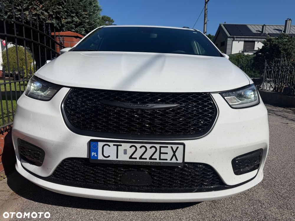 Chrysler Pacifica - 21