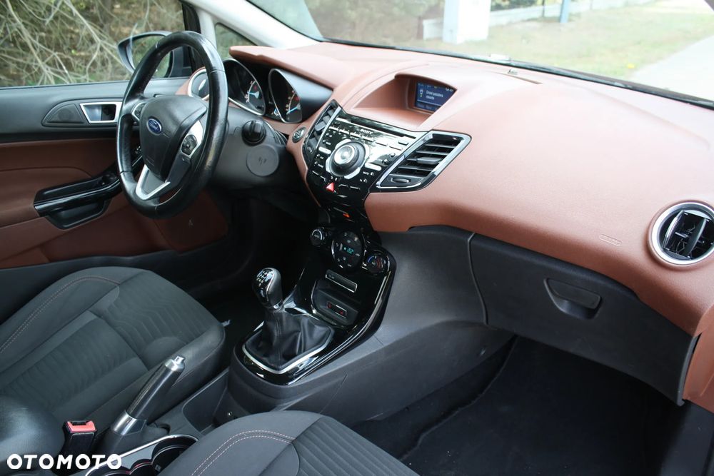 Ford Fiesta 1.0 EcoBoost STart-Stop ST-LINE - 11