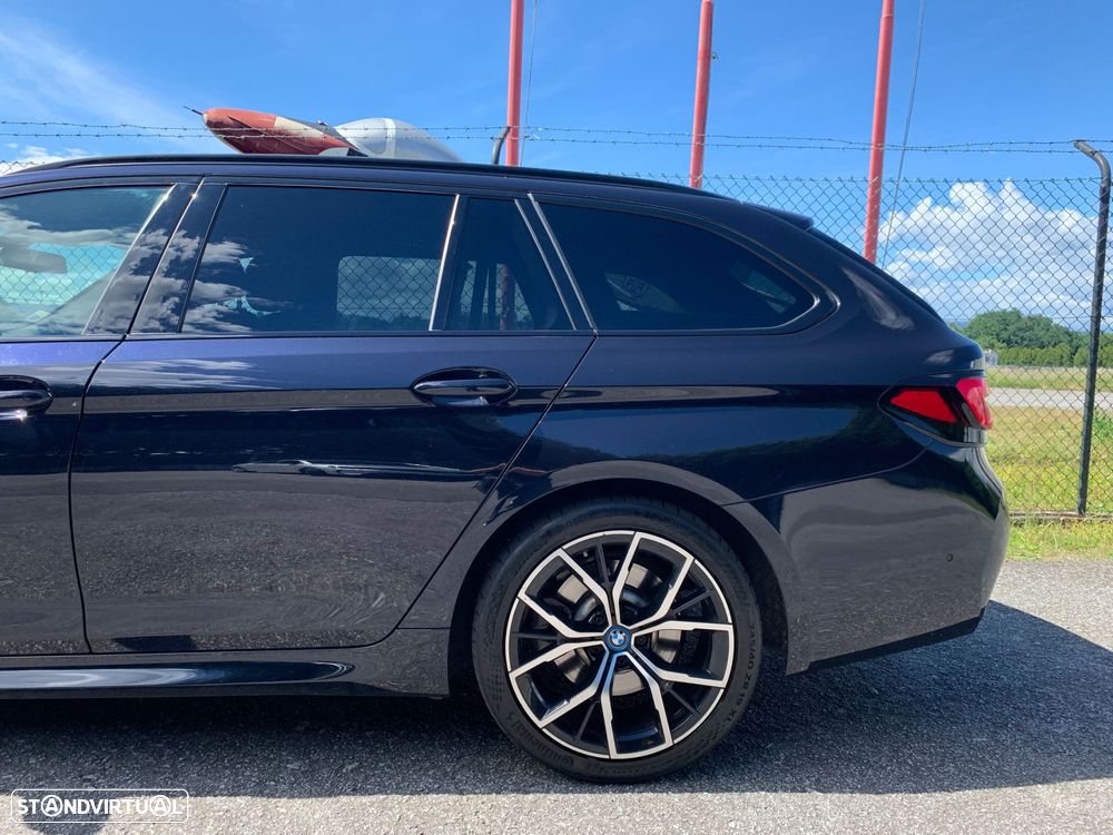 BMW 530 e Pack Desportivo M Pro - 58