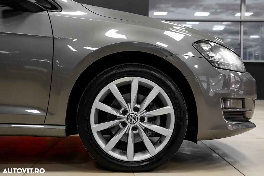 Volkswagen Golf 1.4 TSI BlueMotion Technology DSG Highline - 21