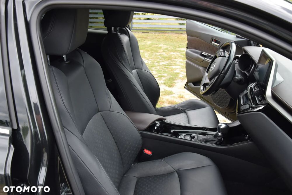 Toyota C-HR Business-Edition - 28