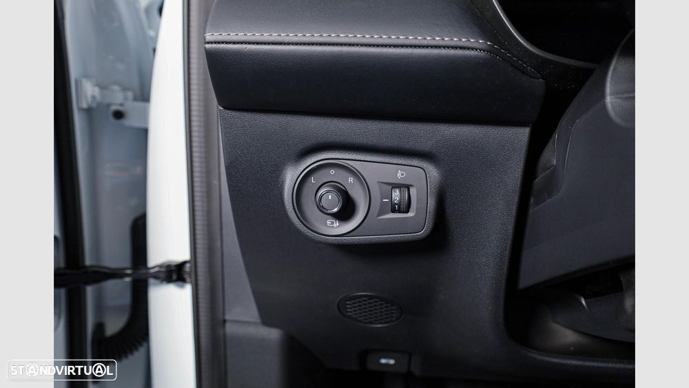 MG ZS 1.5 Hybrid+ Luxury - 11