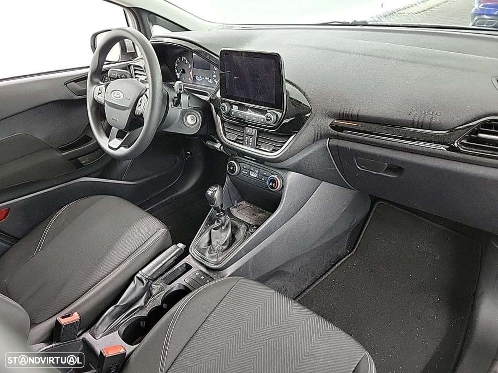 Ford Fiesta 1.0 EcoBoost S&S TITANIUM - 8
