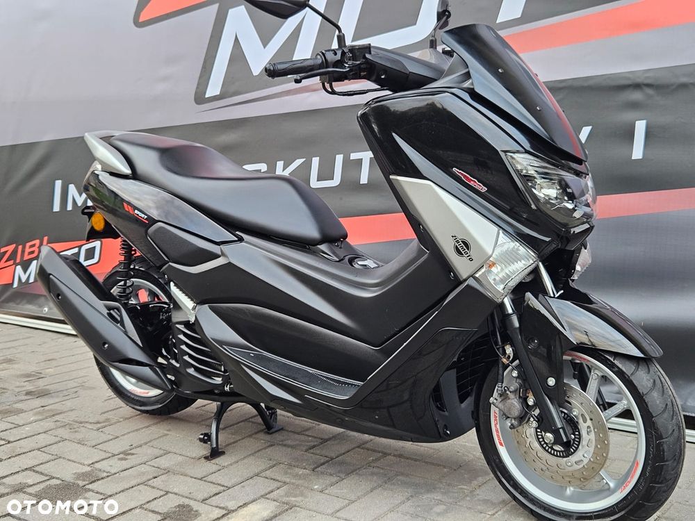 Yamaha NMAX - 3