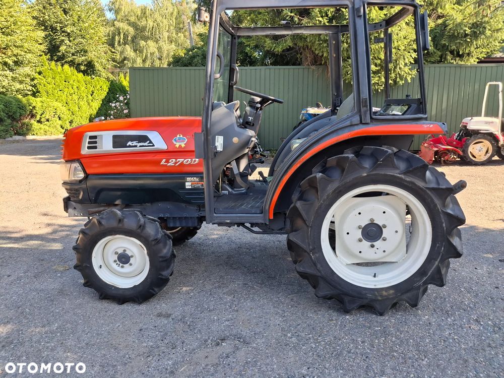 Kubota L270D - 7