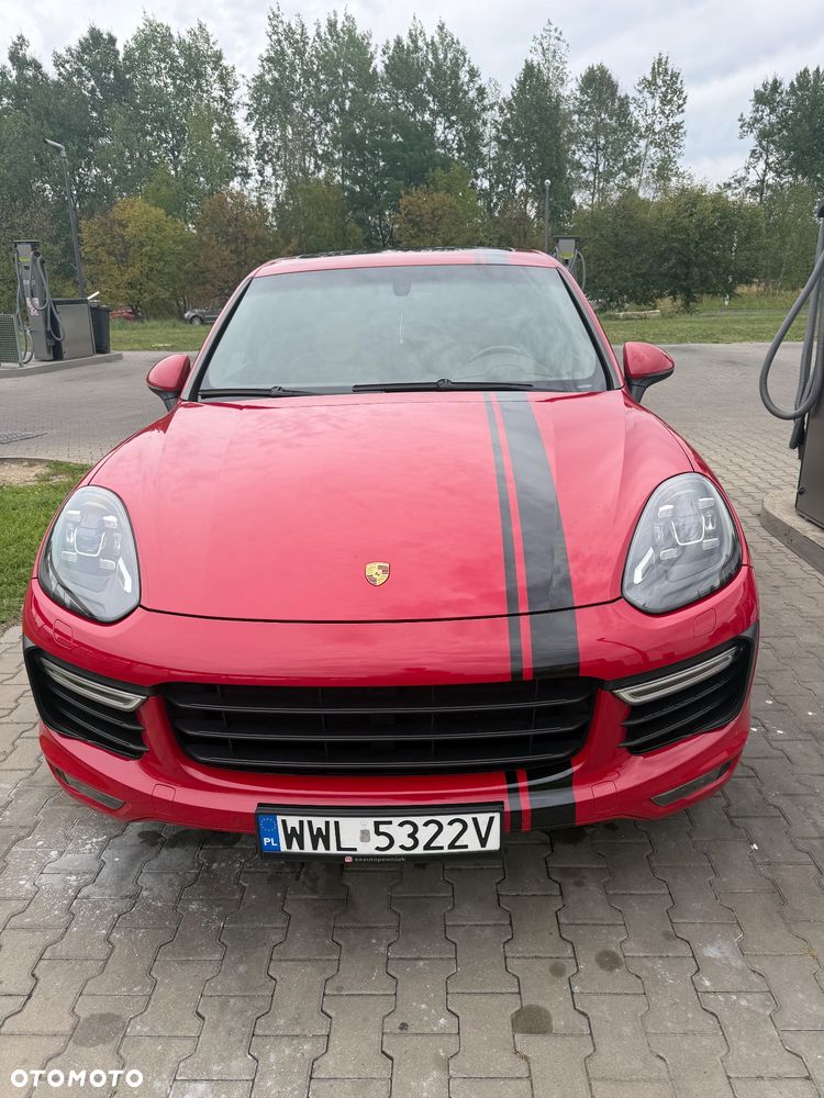 Porsche Cayenne GTS - 2