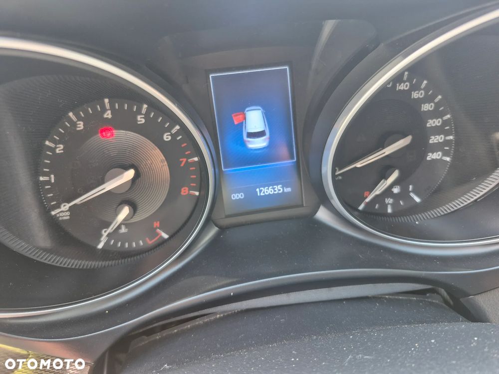Toyota Avensis 1.8 Business Edition - 40