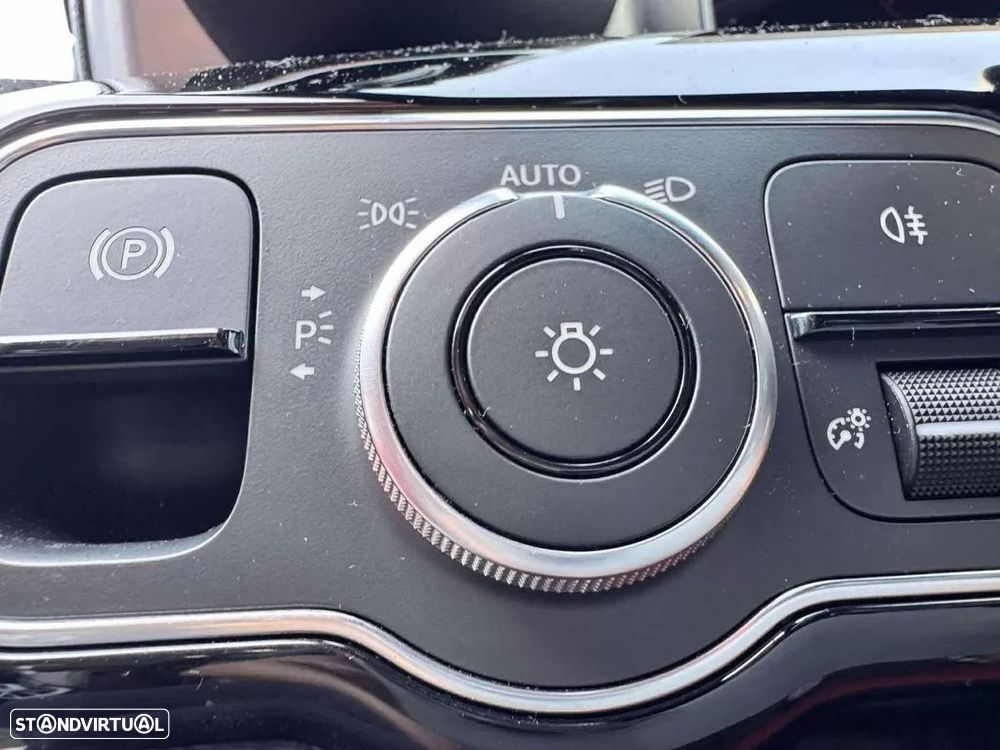 Mercedes-Benz A 180 d AMG Line Aut. - 22