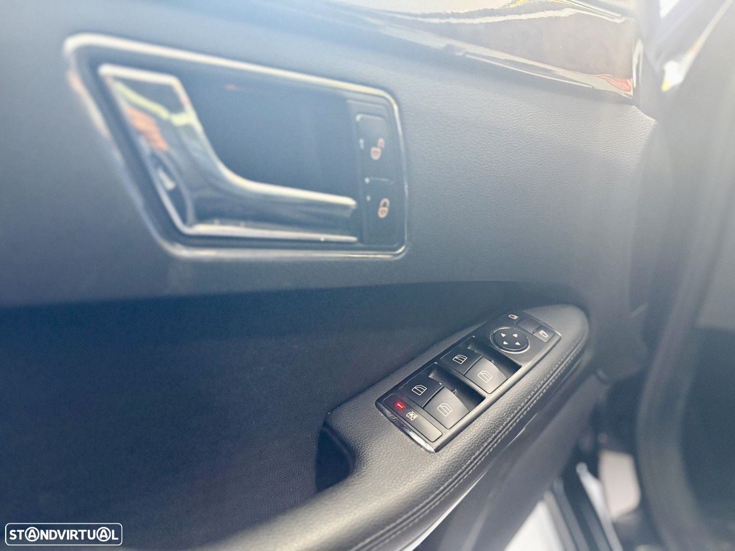 Mercedes-Benz E 250 CDi Executive BlueEfficiency - 14