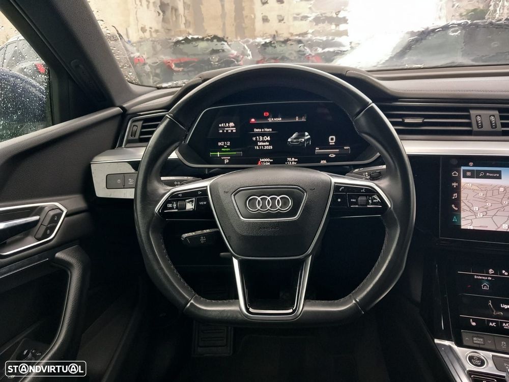 Audi e-tron 55 quattro S line - 16
