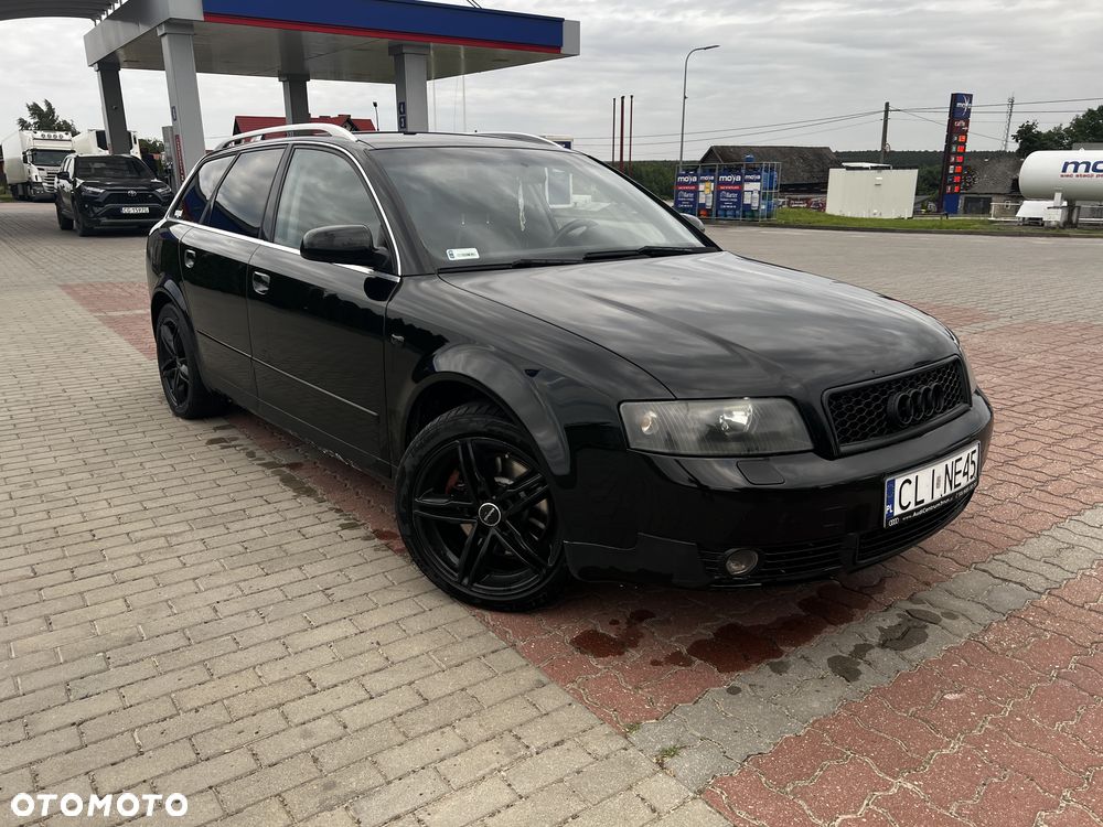 Audi A4 Avant - 1