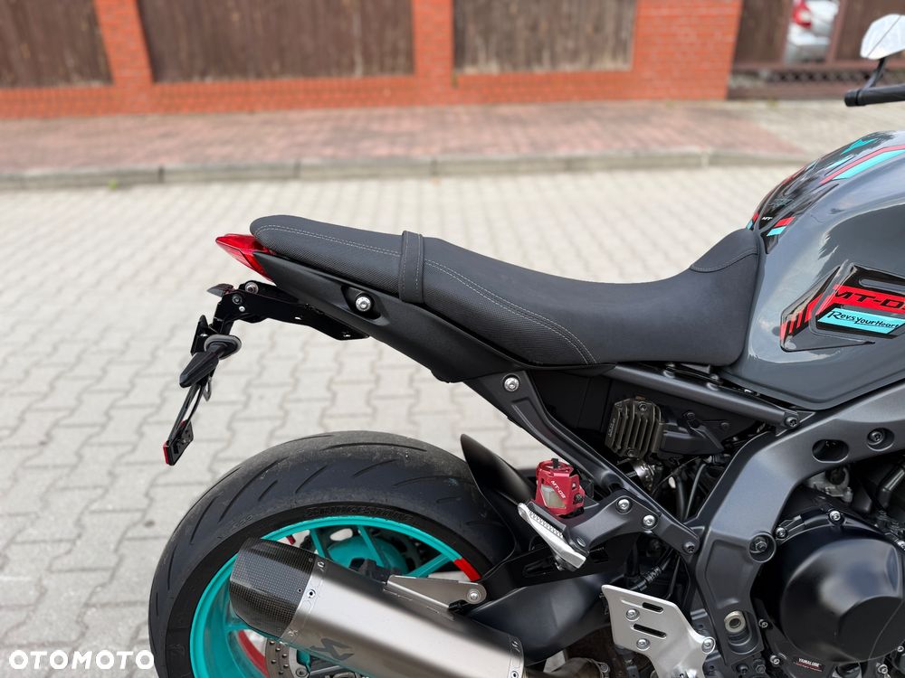 Yamaha MT - 9
