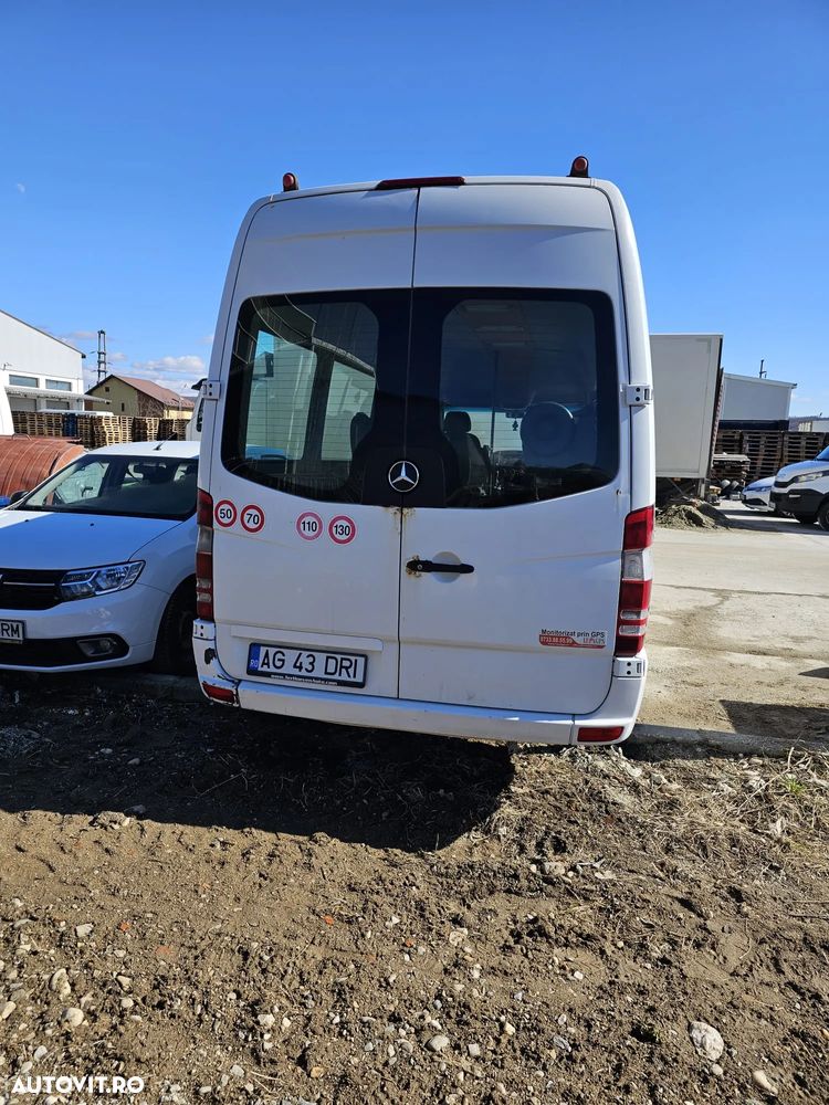 Mercedes-Benz Sprinter - 4