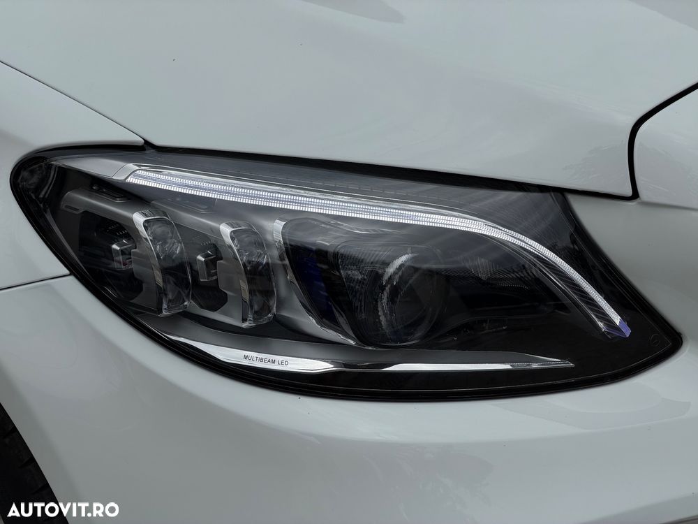 Mercedes-Benz C 220 d 4Matic 9G-TRONIC AMG Line - 20