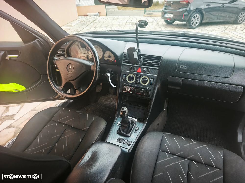 Mercedes-Benz C 220 CDI Sport - 17