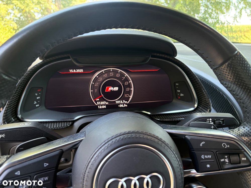 Audi R8 Coupé - 11