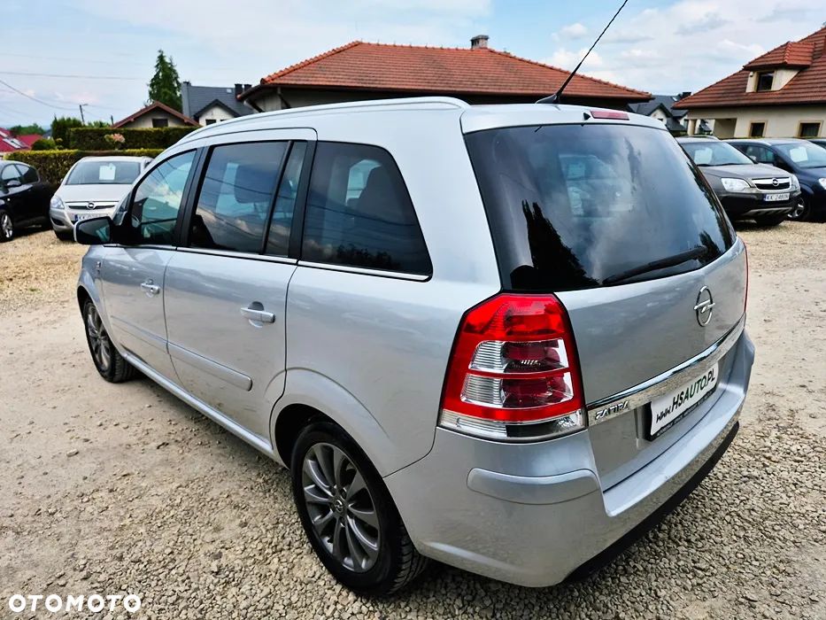 Opel Zafira 1.8 Family Plus - 18