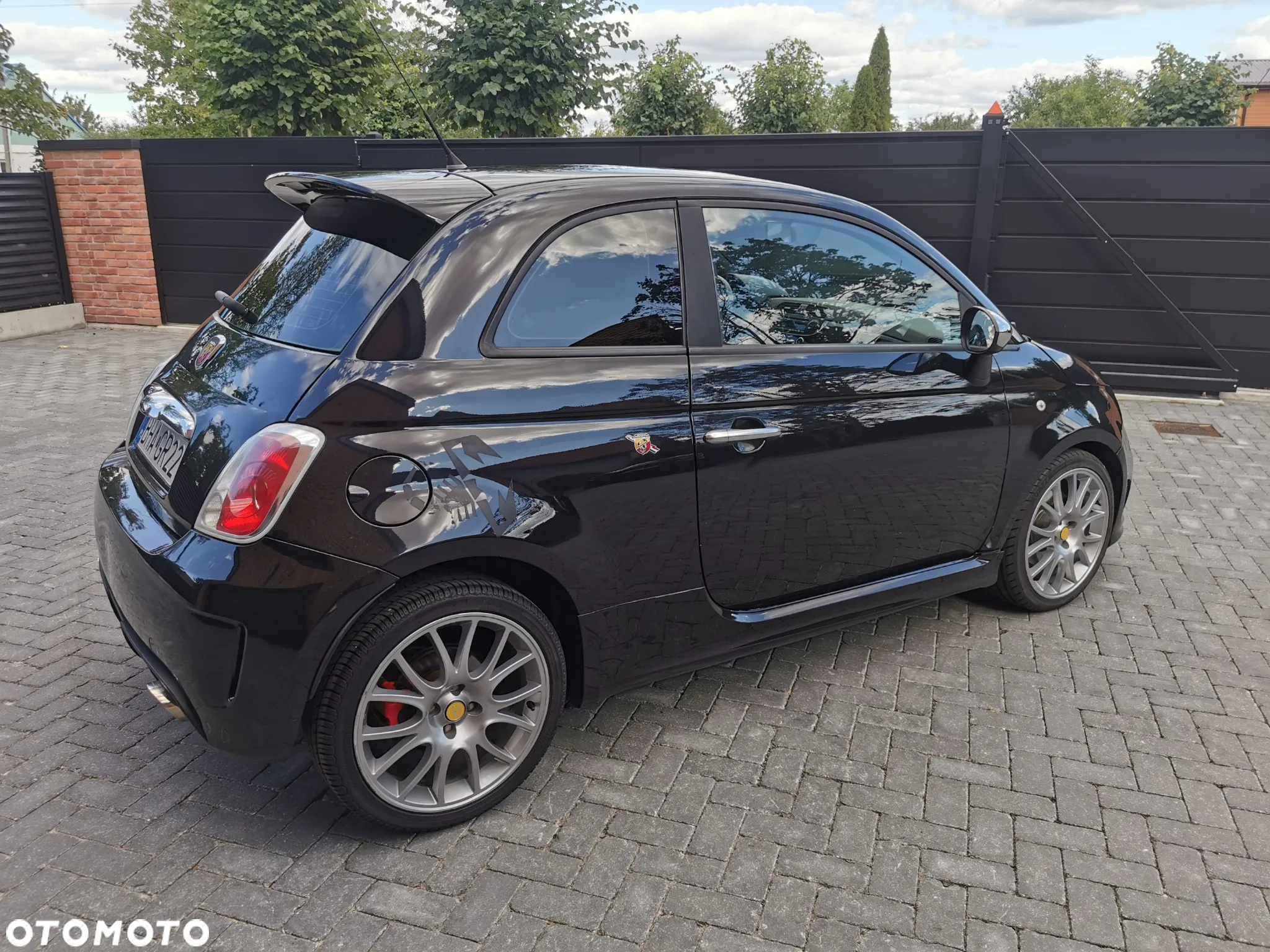 Abarth 500 ver-c-1-4-16v-abarth - 4