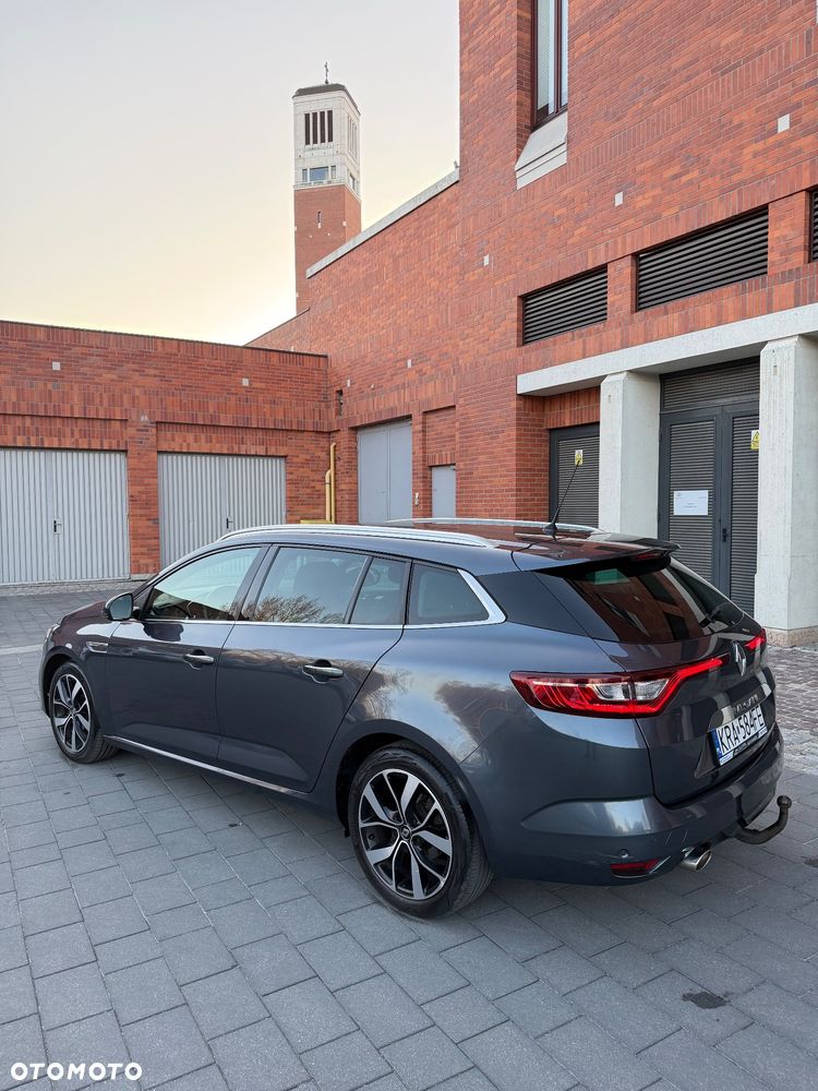 Renault Megane ENERGY TCe 140 EDC BOSE EDITION - 21