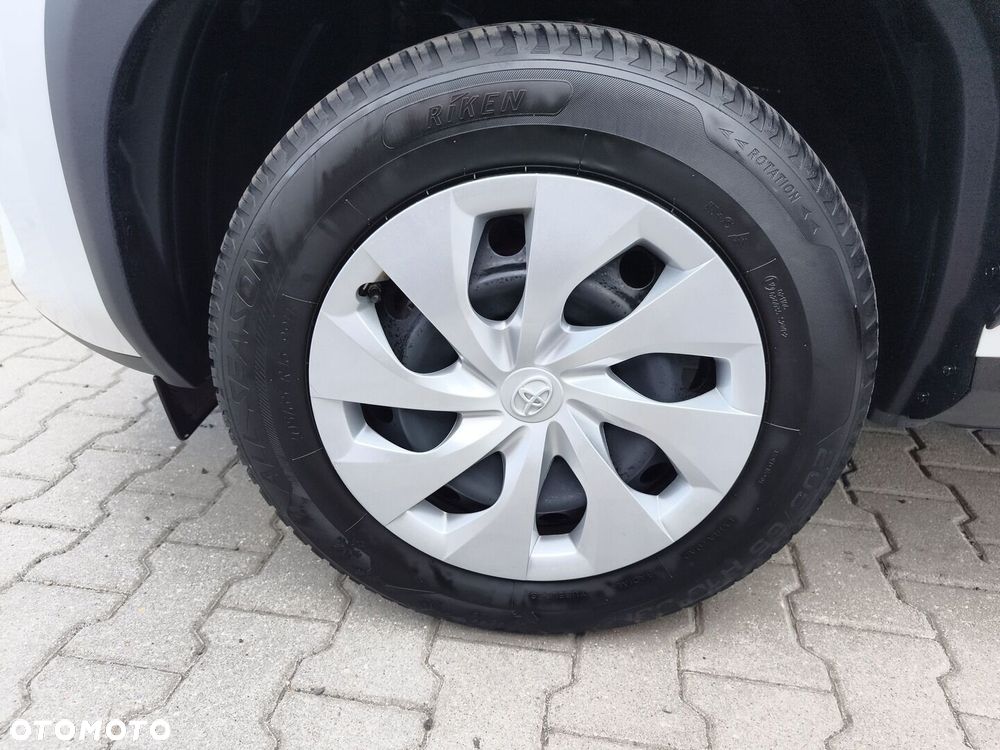 Toyota Yaris Cross - 17