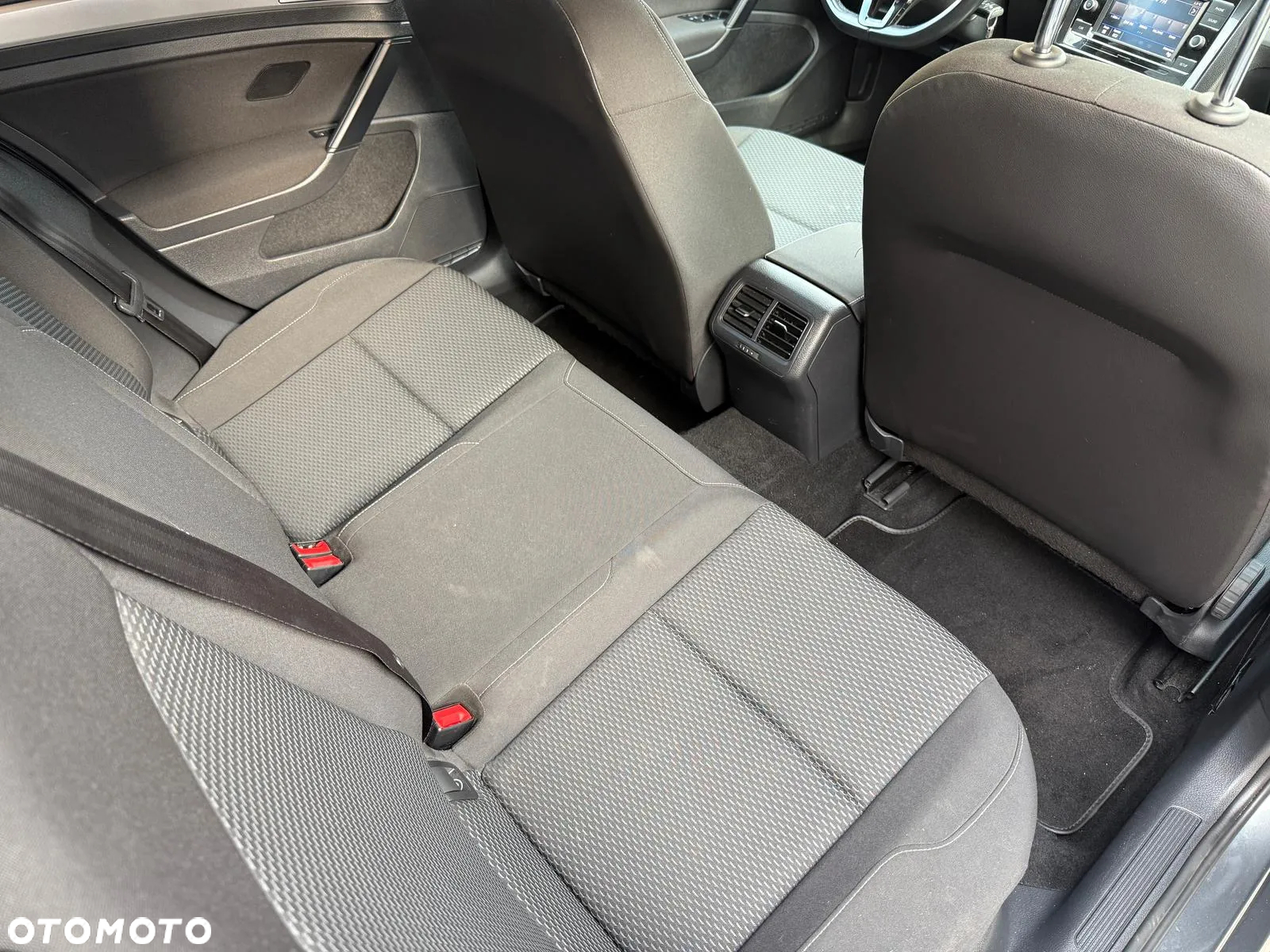 Volkswagen Golf VII 1.4 TSI BMT Comfortline - 19
