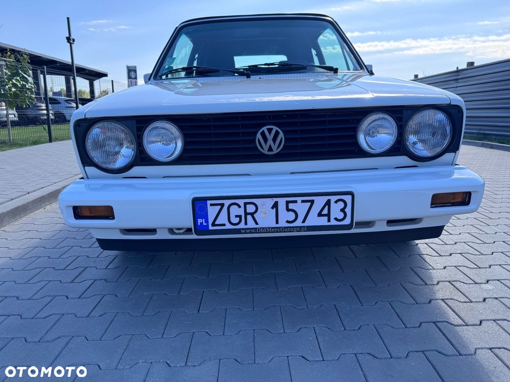 Volkswagen Golf - 10